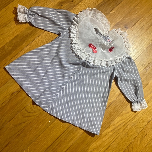 Other - Vintage girls 2T shirt dress cherry print